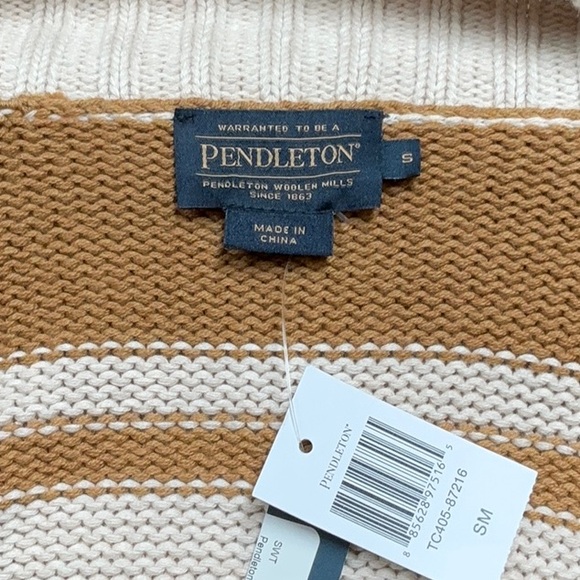 Pendleton Harding Open Front - Picture 2 of 4